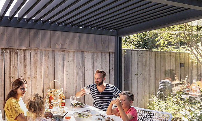 Lamellendak Verano - heerlijk vertoeven - extra sfeer - strakke design - tuin of terras - minder wind - kantelbaar